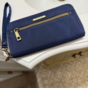 Travelon Long Wallet EUC